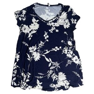 Popana Woman's XL Wide V-Neck Short Sleeve Flowy Shirt Blue with Flowers